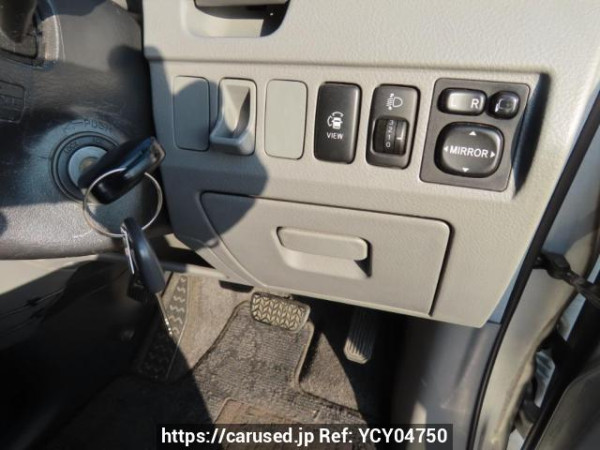 Used 2005 AT toyota noah AZR60G Image[32]