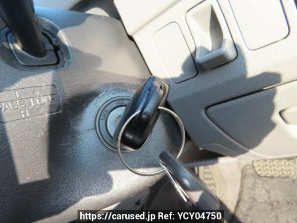 Used 2005 AT toyota noah AZR60G Image[33]