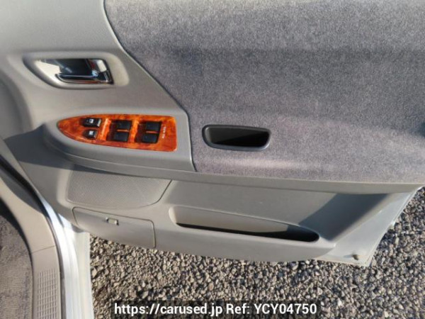 Used 2005 AT toyota noah AZR60G Image[35]