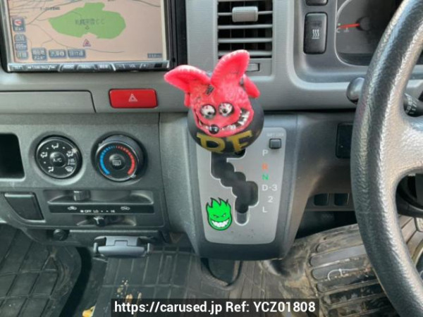 Used 2004 AT toyota hiace-van KDH205V Image[24]