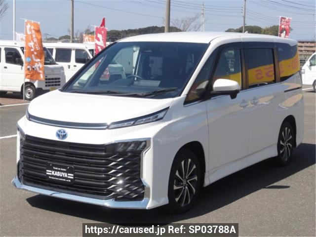 Nunua gari lililotumika 2023 Toyota Voxy ZWR90W (SP03788A