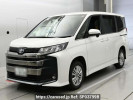 Toyota Noah MZRA95W