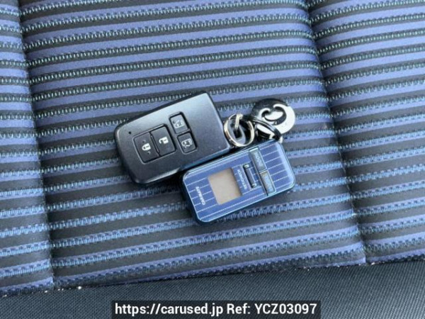 Used 2015 AT toyota noah ZRR85W Image[27]