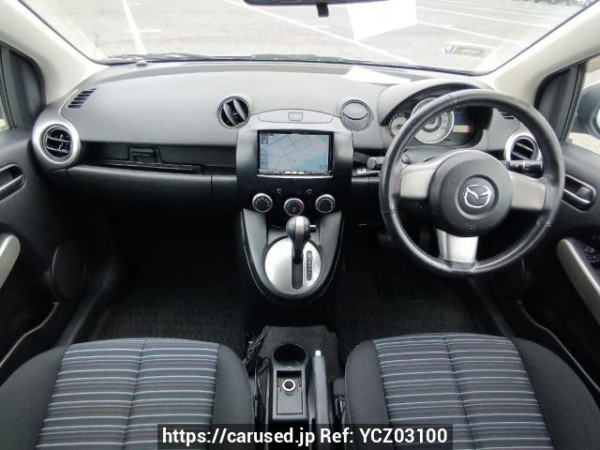 Used 2009 AT mazda demio DE3FS Image[16]