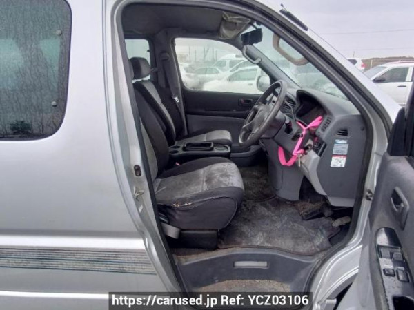 Used 2001 AT toyota regius-wagon RCH41W Image[12]
