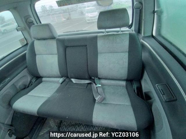 Used 2001 AT toyota regius-wagon RCH41W Image[15]