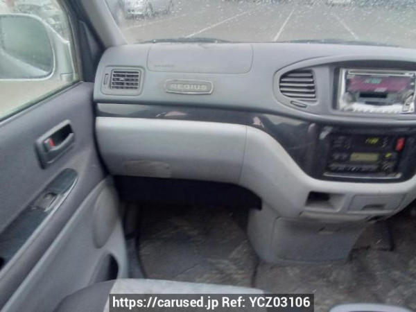 Used 2001 AT toyota regius-wagon RCH41W Image[17]
