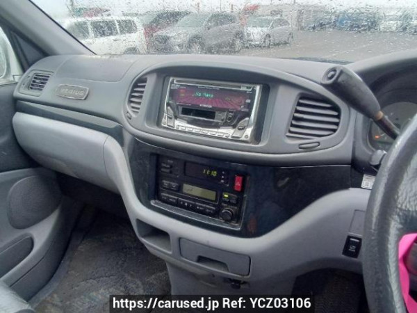 Used 2001 AT toyota regius-wagon RCH41W Image[21]