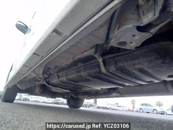 Used 2001 AT toyota regius-wagon RCH41W Image[34]