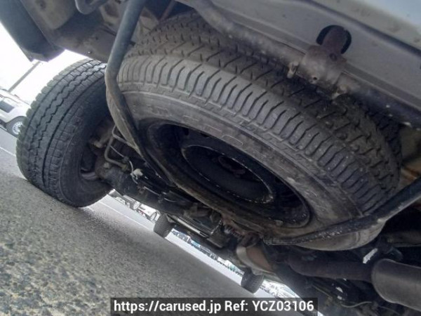 Used 2001 AT toyota regius-wagon RCH41W Image[39]