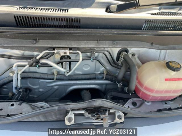 Used 2005 AT toyota hiace-wagon TRH214W Image[7]