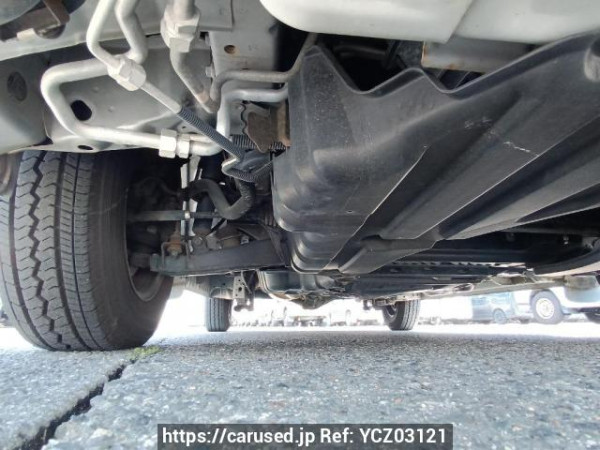 Used 2005 AT toyota hiace-wagon TRH214W Image[33]