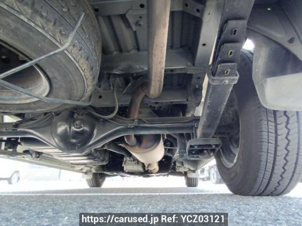 Used 2005 AT toyota hiace-wagon TRH214W Image[40]