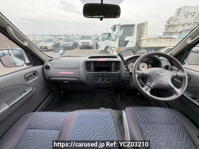 Buy Used 2006 Nissan Caravan Bus DWMGE25 (YCZ03210) - Carused.jp