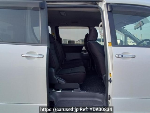 Used 2009 AT toyota voxy ZRR70W Image[15]