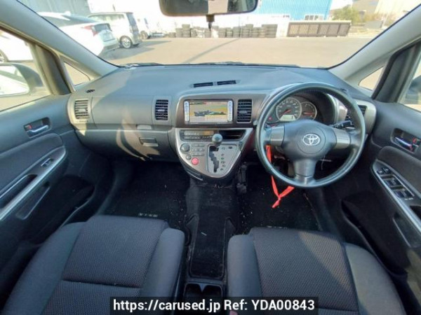 Used 2005 AT toyota wish ZNE10G Image[18]