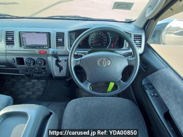 Used 2006 AT toyota regiusace-van KDH205V Image[20]