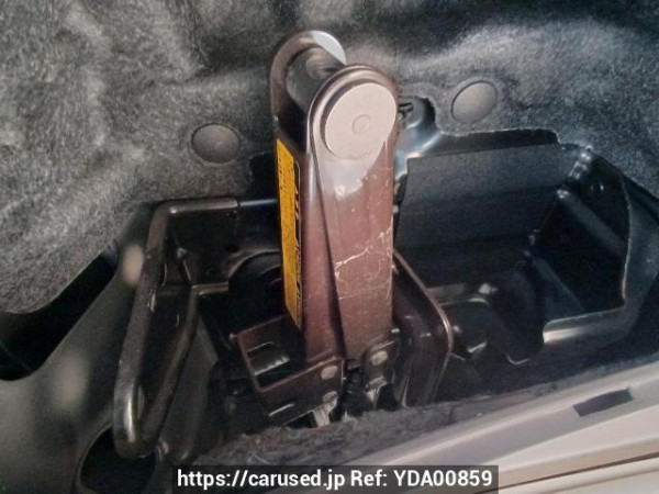 Used 2003 AT toyota alphard MNH10W Image[43]