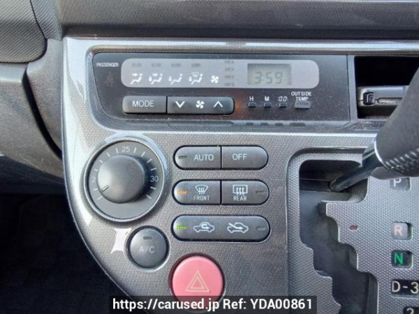 Used 2004 AT toyota wish ZNE10G Image[24]