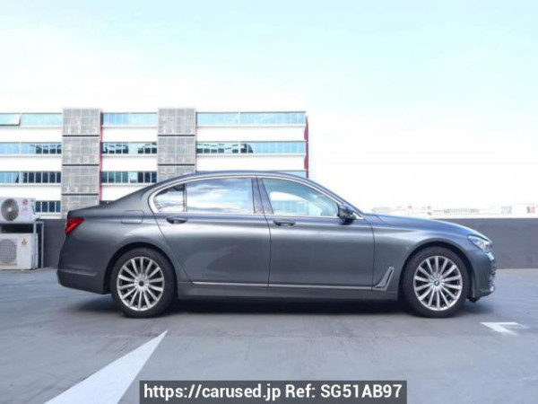 Used 2016 AT bmw 7-series null Image[5]