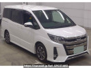 Toyota Noah ZRR80W