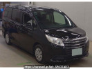 Toyota Noah ZRR80G