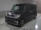 Daihatsu Tanto LA600S