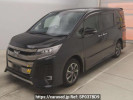 Toyota Noah ZRR80W