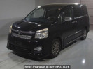 Toyota Voxy ZRR70W