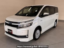 Toyota Voxy ZWR80G