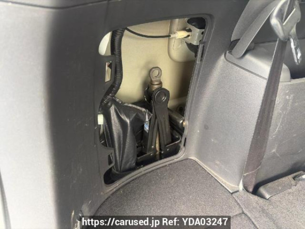 Used 2005 AT toyota wish ZNE10G Image[32]
