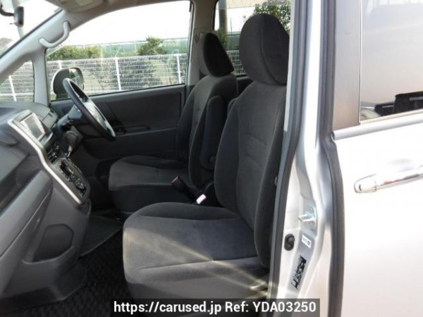 Used 2009 AT toyota noah ZRR75G Image[14]