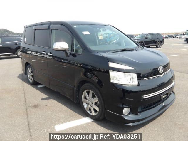 Buy Used 2009 Toyota Voxy ZRR70W (YDA03251) - Carused.jp