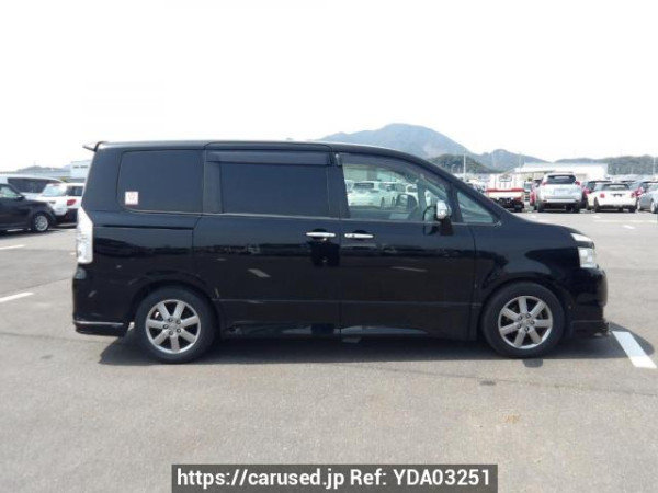 Used 2009 AT toyota voxy ZRR70W Image[7]