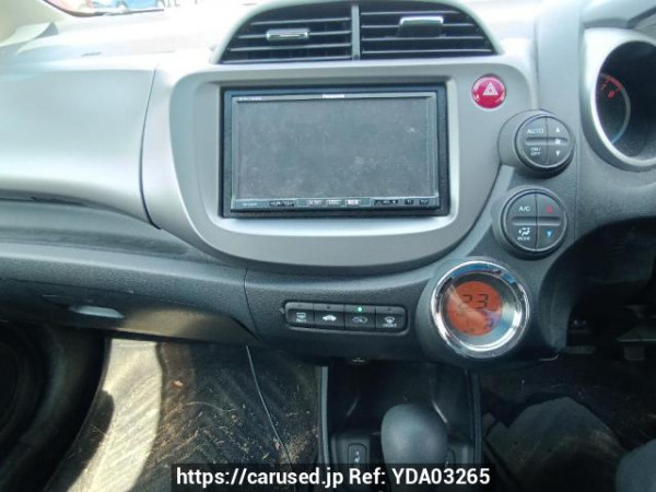 Used 2011 AT honda fit GE8 Image[19]