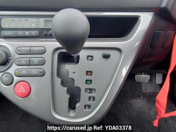 Used 2003 AT toyota wish ZNE10G Image[26]
