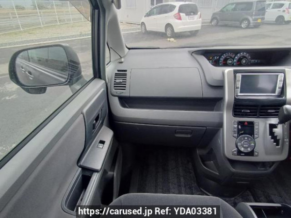 Used 2009 AT toyota noah ZRR70G Image[19]