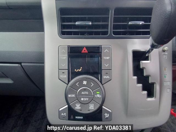 Used 2009 AT toyota noah ZRR70G Image[25]