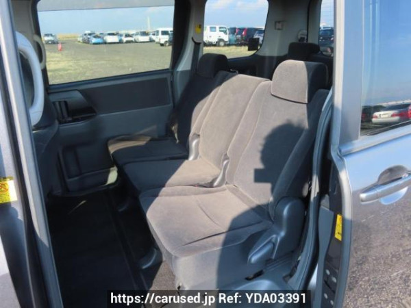 Used 2010 AT toyota noah ZRR70G Image[19]