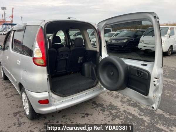 Used 2004 AT toyota fun-cargo NCP25 Image[8]