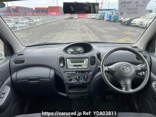 Used 2004 AT toyota fun-cargo NCP25 Image[16]