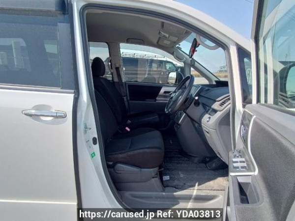 Used 2009 AT toyota voxy ZRR70W Image[13]