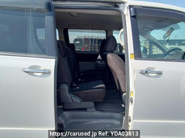 Used 2009 AT toyota voxy ZRR70W Image[15]