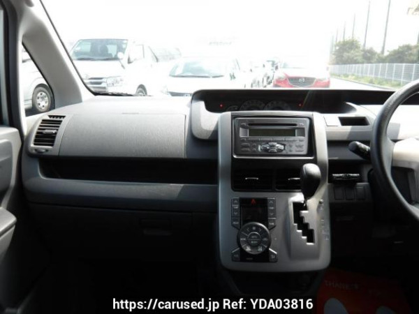 Used 2008 AT toyota noah ZRR70G Image[19]