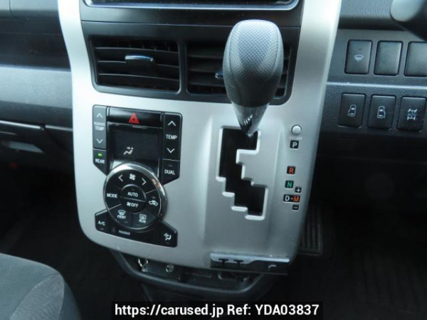 Used 2012 AT toyota noah ZRR75G Image[28]