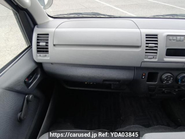 Used 2006 AT toyota regiusace-van TRH200K Image[17]