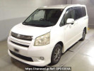 Toyota Noah ZRR75W
