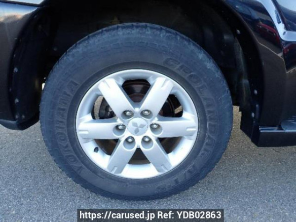 Used 2005 AT mitsubishi pajero V73W Image[29]