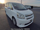 Toyota Noah ZRR70W
