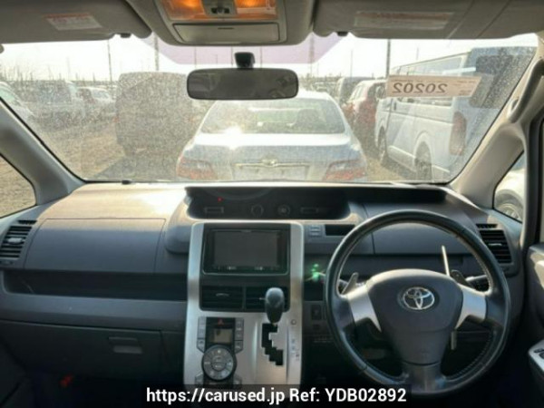 Used 2009 AT toyota noah ZRR70W Image[6]